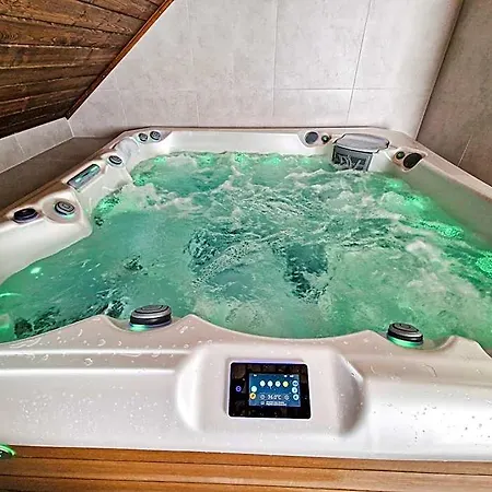 Hotel Gravelo - Jacuzzi 3*